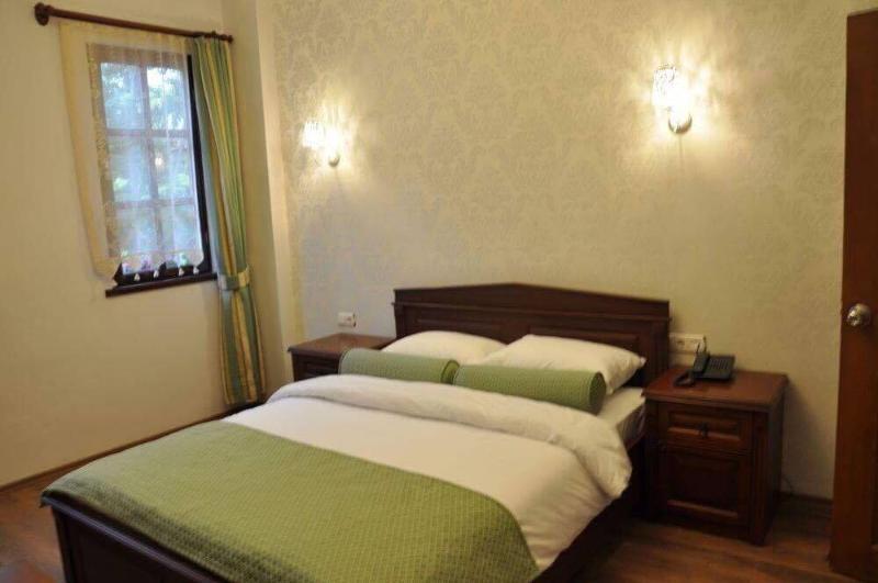 Otel Kaleiçi 2*